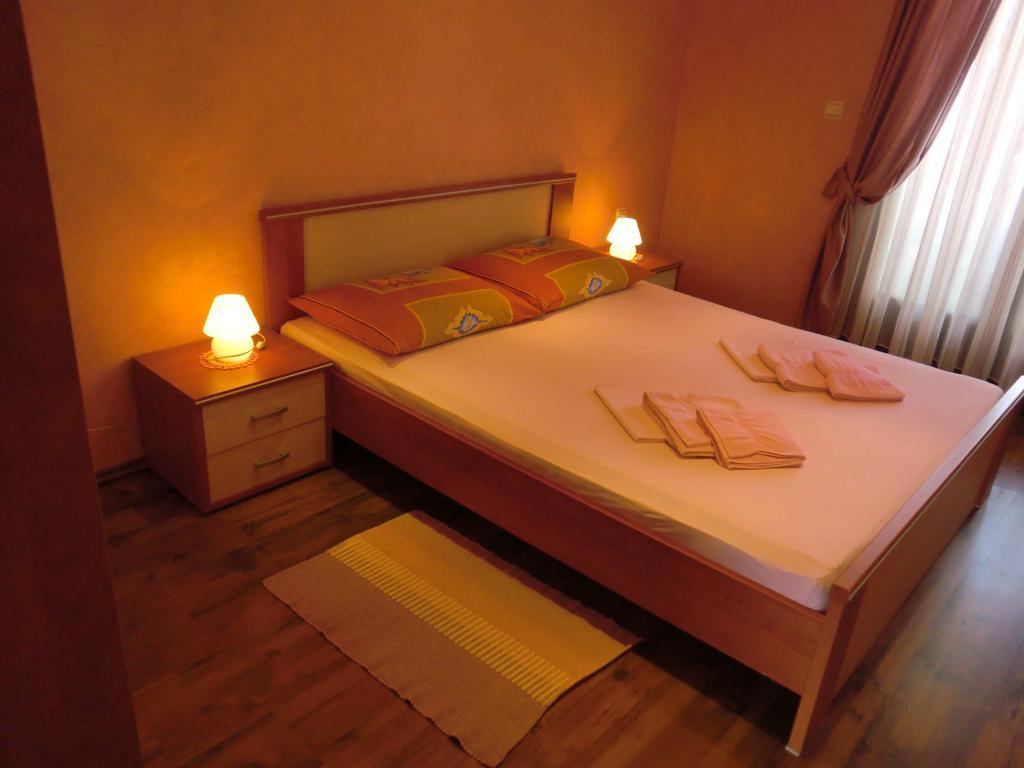 Apartments Markas Malinska Extérieur photo